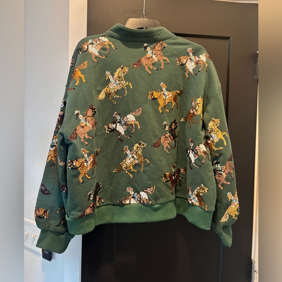 Queen of Sparkles Horse Riders Henley Sweatshirt Pullover Sequin Horseshoe Green - Picture 9 of 12